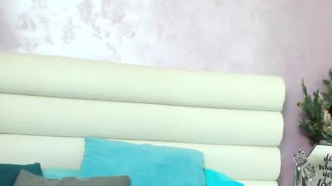 Alexis online show from May 27, 4:09 am