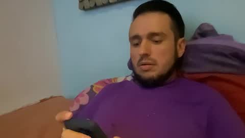 Snapshot of alexitho35 chatting on October 21, 8:19 am alexitho35 online show from October 21, 8:19 am