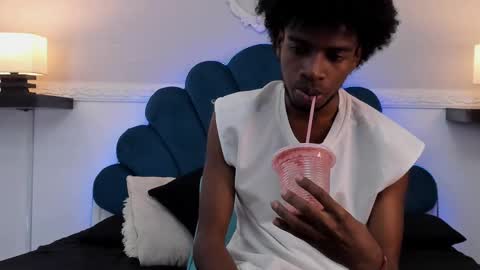 Alex Jaccob online show from October 6, 1:18 pm