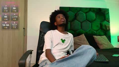 Alex Jaccob online show from April 4, 2:02 pm