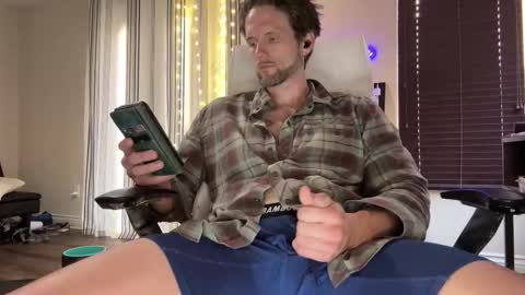 Alex Mann online show from October 20, 3:50 pm