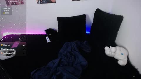 Alex mucci     online show from February 23, 11:18 pm