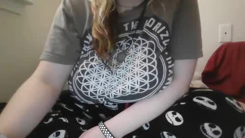 Alex Vines online show from December 13, 5:00 pm