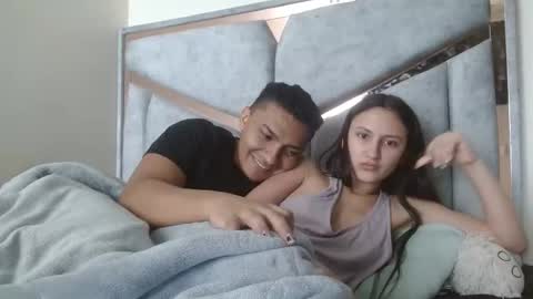 alex y luisa online show from November 2, 4:29 pm