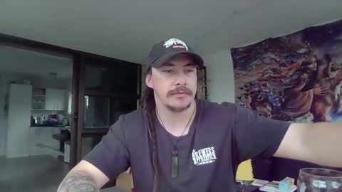 Alex online show from November 18, 3:20 am