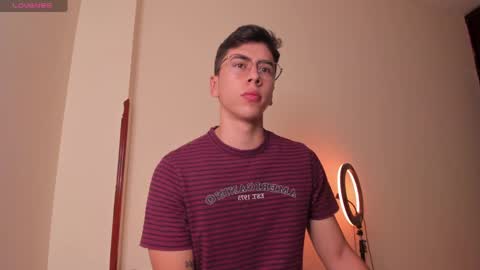 Alex Oconnor online show from February 3, 1:19 pm