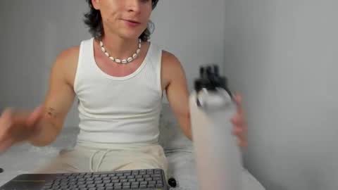 Alexxander Hall online show from November 17, 12:57 am