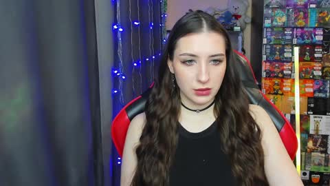 Snapshot of alice_bailey chatting on February 5, 11:12 am Alice online show from February 5, 11:12 am