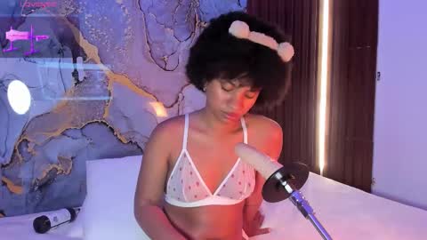 Mey online show from October 11, 11:41 pm