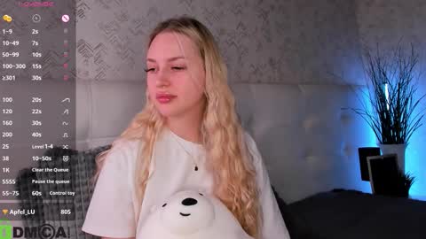 Alice online show from October 23, 11:49 pm