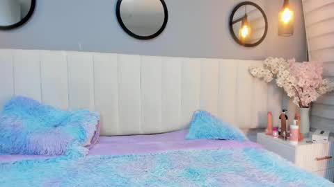 alice_lodge online show from October 24, 4:02 am