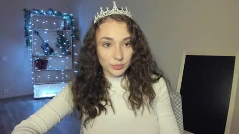 Alice online show from December 18, 7:09 pm