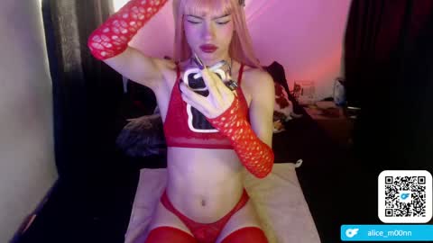 alice_m00nn online show from February 12, 1:06 pm