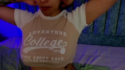 alice and amber online show from December 11, 4:18 am