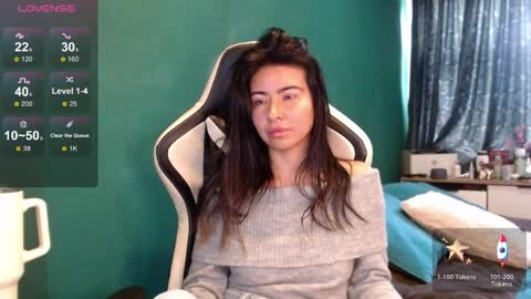 Alice online show from April 8, 3:26 pm