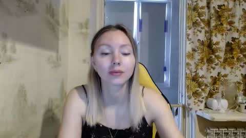 Alice smiles online show from April 8, 5:21 am