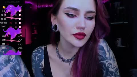 Alice online show from October 22, 7:15 pm