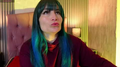 Alice online show from April 13, 7:07 pm