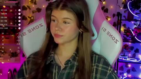 Alice online show from April 16, 9:39 pm