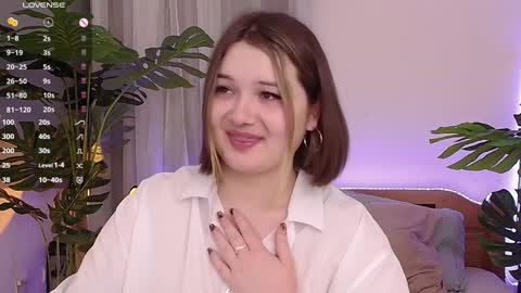 Snapshot of alice_walters chatting on January 16, 10:02 pm Alice online show from January 16, 10:02 pm