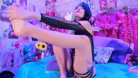     online show from March 22, 11:20 pm