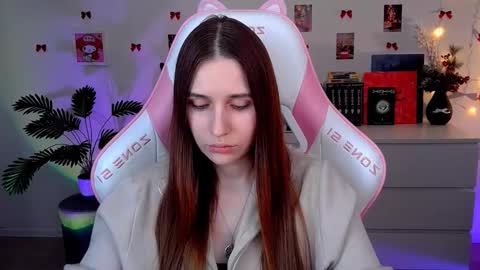 alicecharmy online show from February 13, 3:04 pm