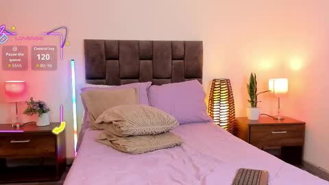 Alice Cullen online show from March 25, 2:35 pm