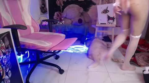 Alice Danger     online show from January 11, 8:48 pm