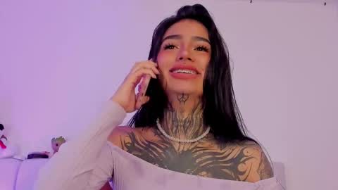 Alice  online show from September 24, 7:09 pm