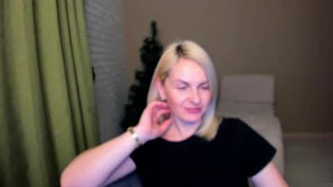 Alicee online show from December 13, 7:53 pm