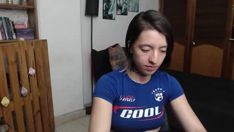 alicee_logan_ online show from February 10, 3:09 am