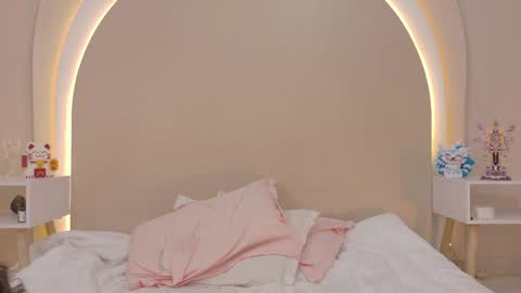 alice online show from April 16, 7:14 pm