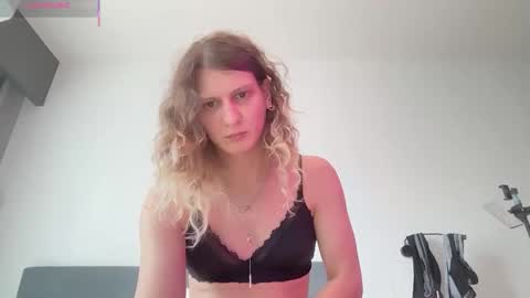 AlicePinkhead online show from November 14, 7:21 am