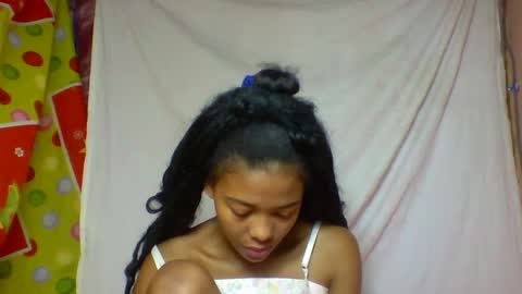 alicia9794 online show from May 15, 6:04 pm