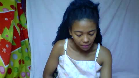 alicia9794 online show from May 10, 8:37 pm