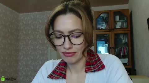 Alicia online show from December 18, 5:47 am