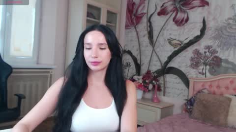 Veronica online show from September 22, 2:43 pm