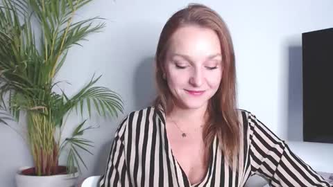 Alicia online show from November 12, 2:30 pm