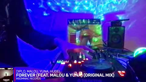 Snapshot of alien8720 chatting on September 9, 6:19 pm busco rockera online show from September 9, 6:19 pm