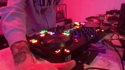 Snapshot of alien8720 chatting on January 31, 7:08 pm busco rockera online show from January 31, 7:08 pm