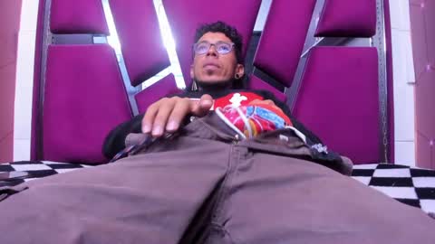 AlienHigh  FlashNigga online show from September 19, 12:09 pm