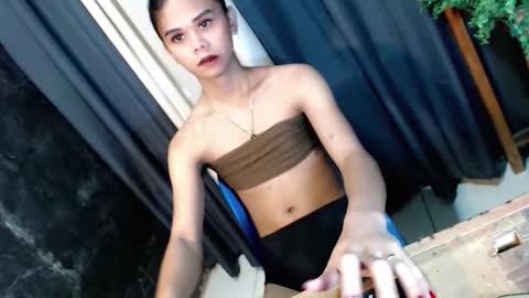 aliexagrey online show from January 12, 7:32 pm