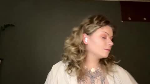 Alina online show from March 19, 1:05 pm