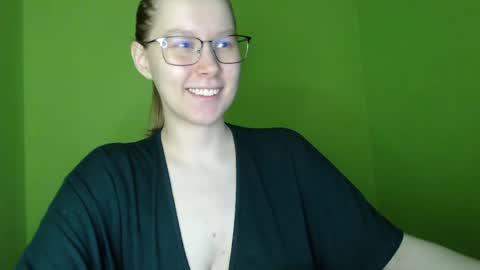 alinasei online show from April 2, 1:07 pm