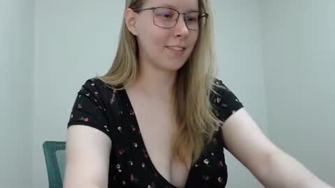 alinasei online show from July 18, 12:29 pm