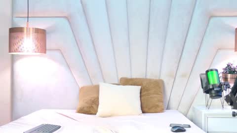 Snapshot of alinasimons chatting on September 11, 3:46 pm Alina online show from September 11, 3:46 pm