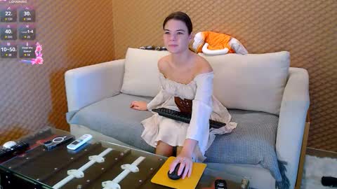 Snapshot of alinka_pashka chatting on October 5, 1:14 am Alina and Pasha online show from October 5, 1:14 am