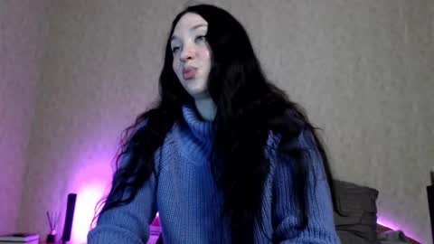 alisaadoll online show from October 22, 1:46 pm