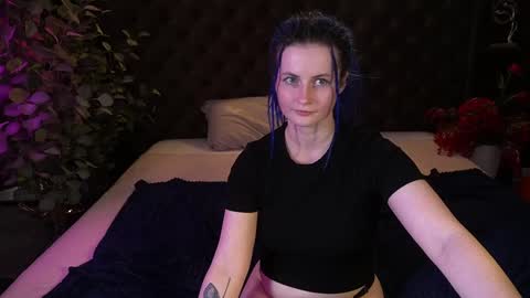 alisagrace online show from April 20, 6:11 pm