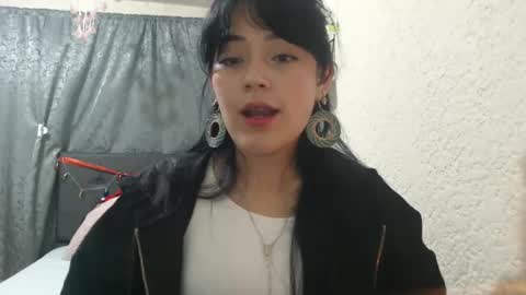 alisha_9997 online show from March 2, 10:16 pm